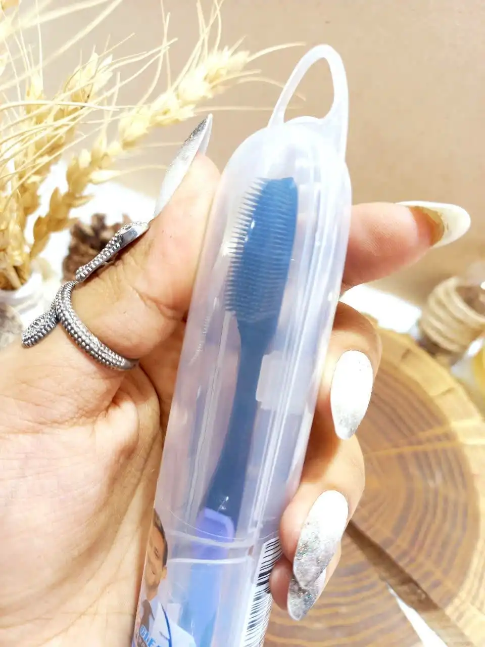 مسواک ذغالی تمیز کننده عمیق دندان برند SANFENG کد 628