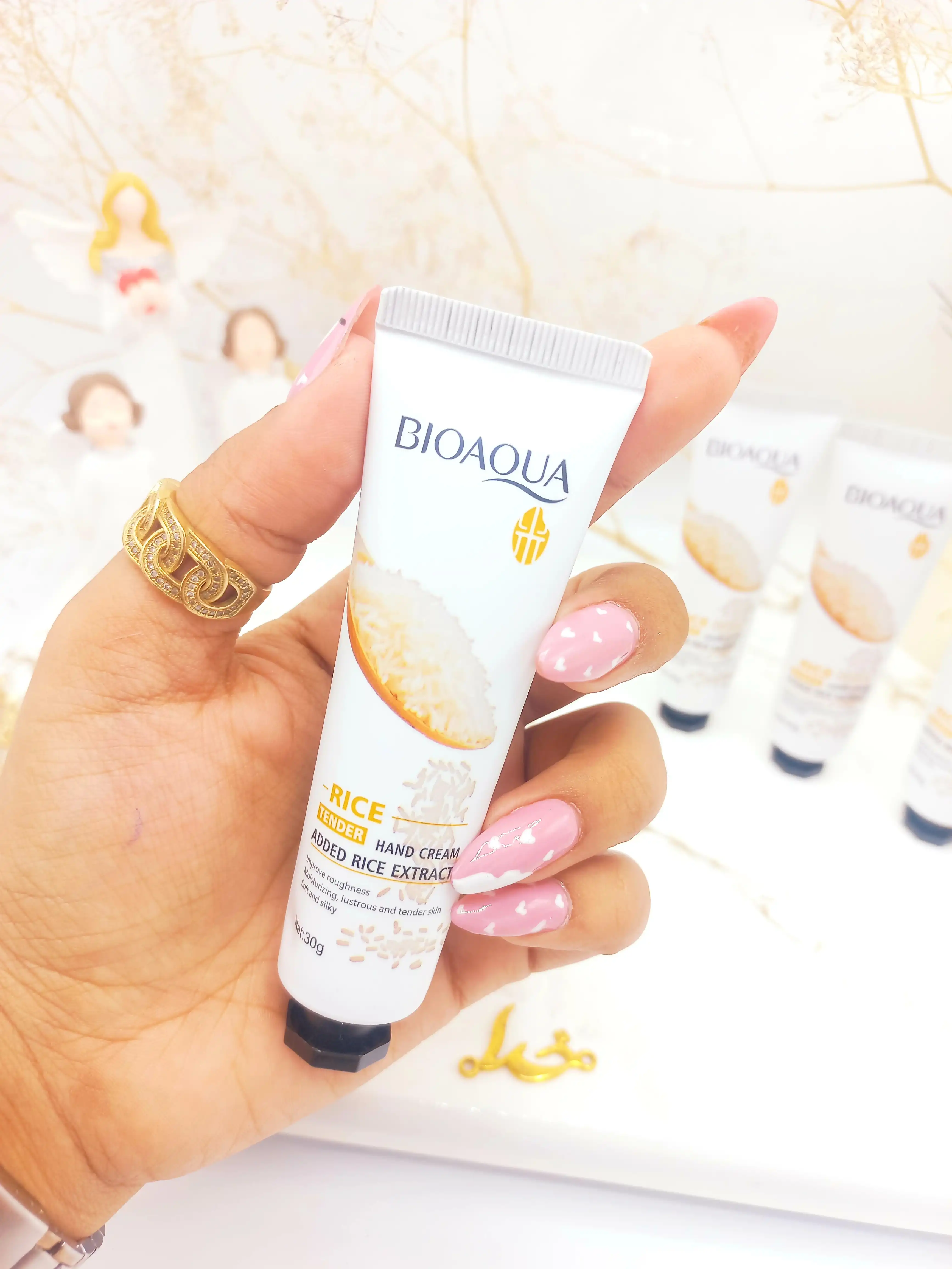 کرم دست تیوپی برنج 30 گرم بیوآکوا BIOAQUA کد BQY1535