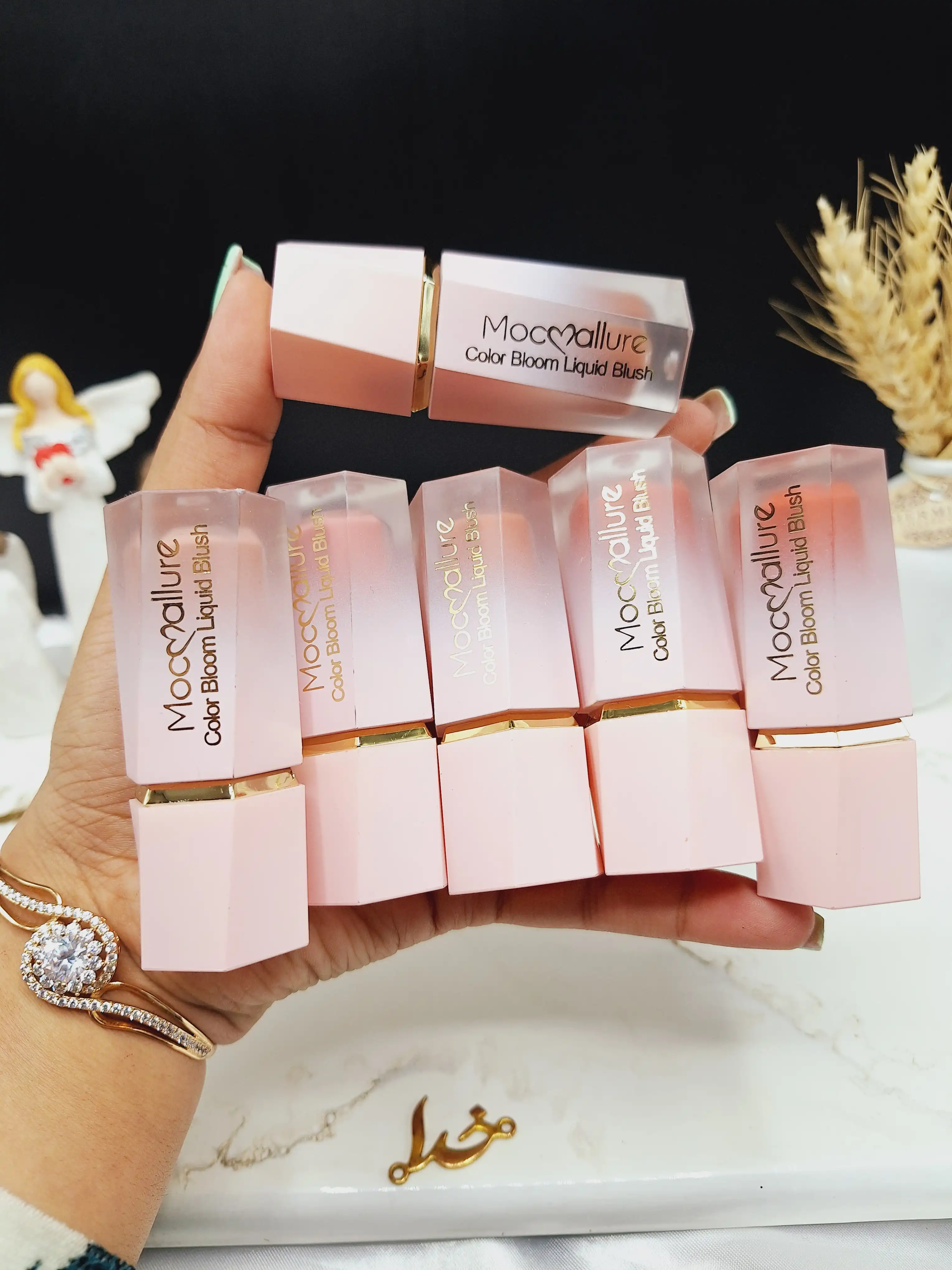 رژگونه پد دار موکالره Mocallure کد Moc 229