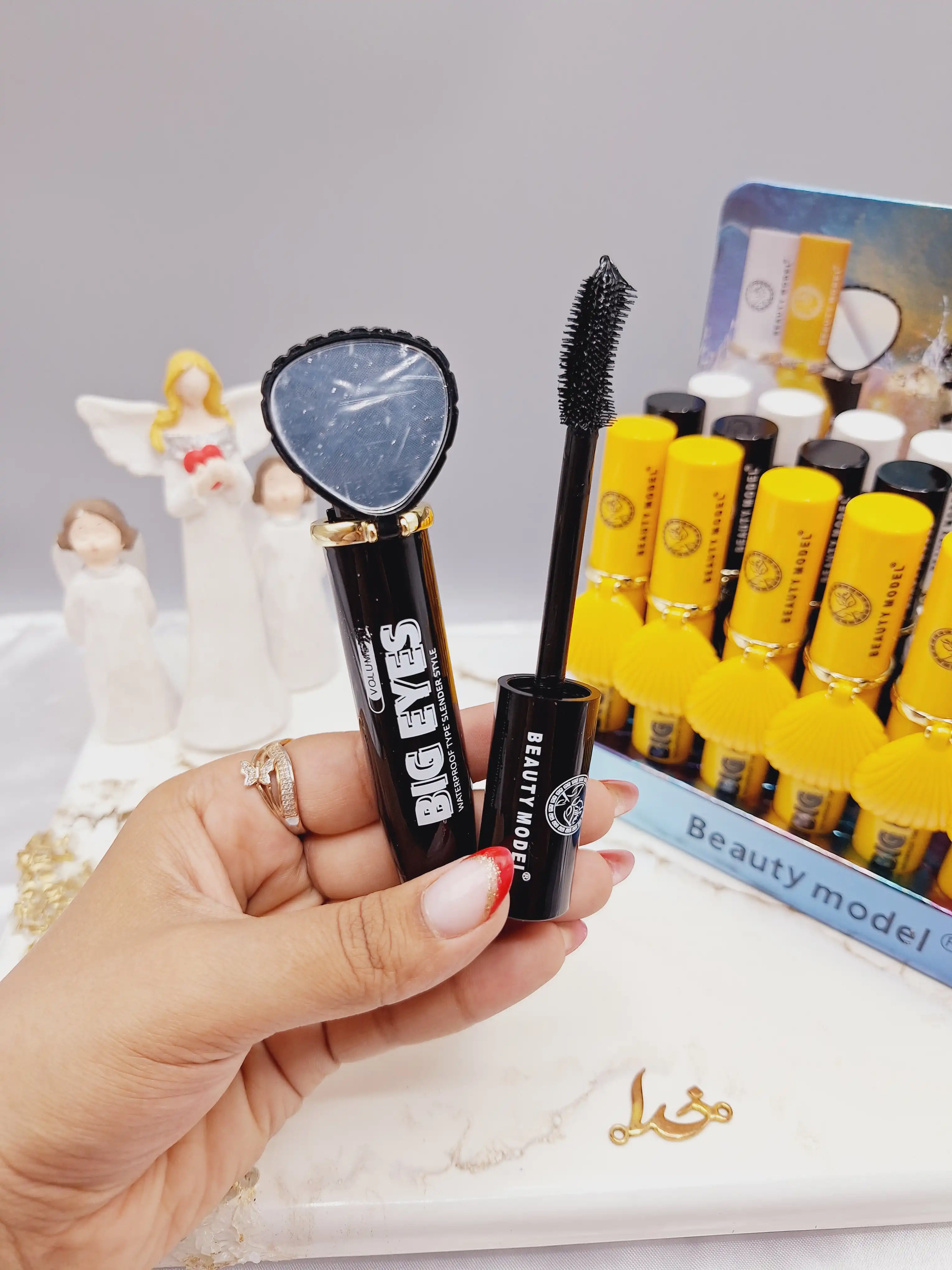 ریمل طرح صدف دریایی دارای سه فرچه مختلف برند Beauty model کد M007