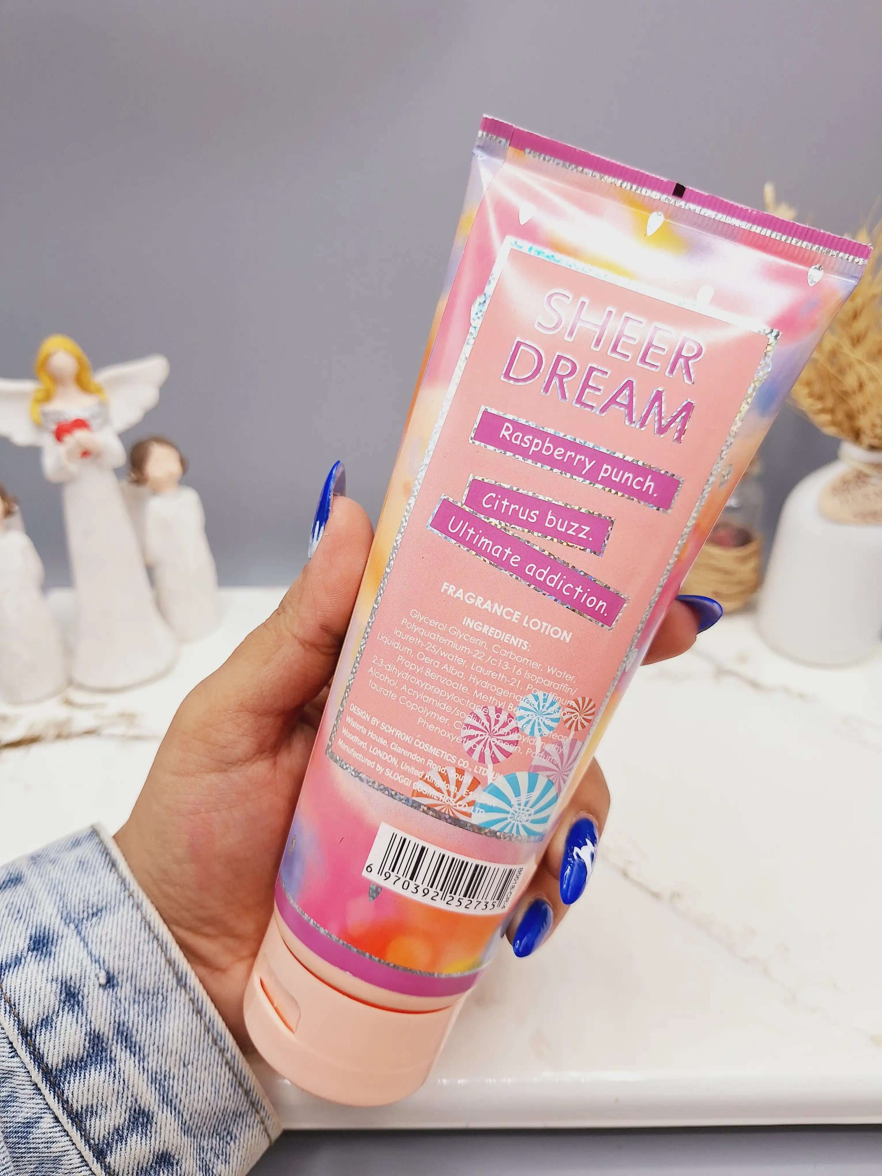 لوسیون عطری فوق العاده خوشبو و آبرسان برند فیلوسوفی حجم 236 گرم مدل SHEER DREAM کد 2735