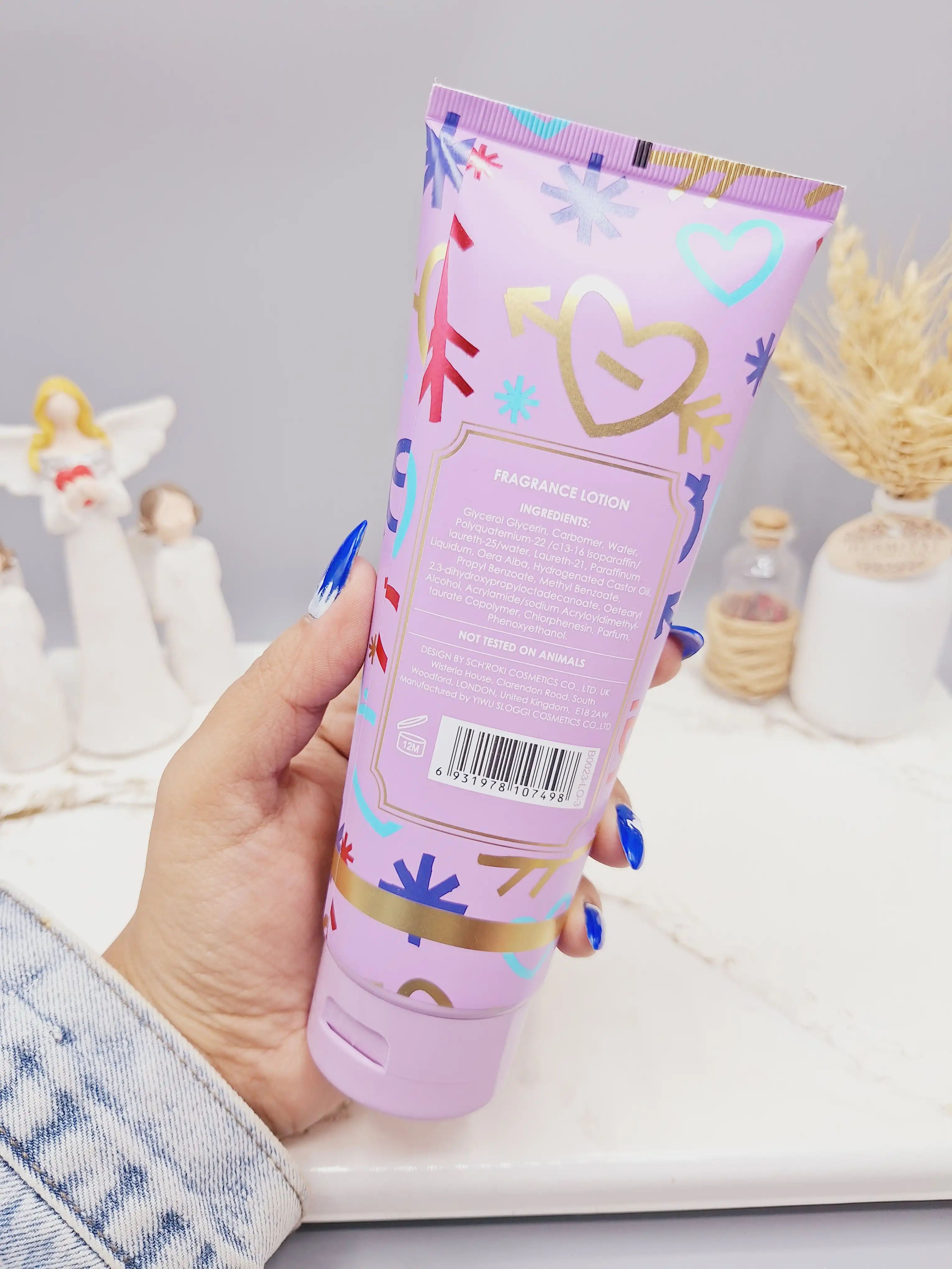 لوسیون عطری قلبی فوق العاده خوشبو و آبرسان برند PINK IN SWEET حجم 236 گرم مدل XOXO کد 7498