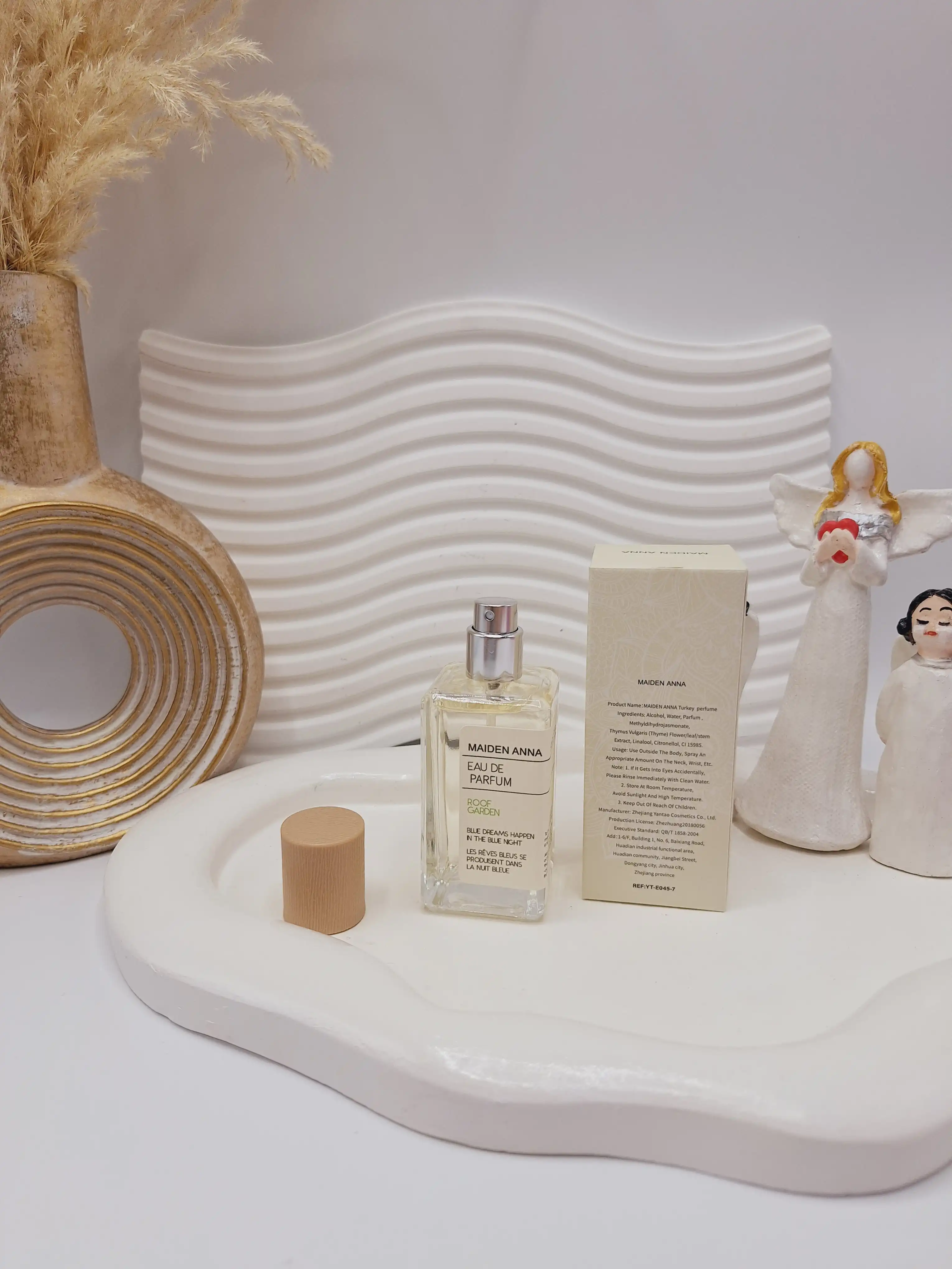 عطر بیکینی رایحه درخت و برگ (ROOF GARDEN) حجم 50 میل فوق العاده خوشبو با ماندگاری بالا ساخت ترکیه