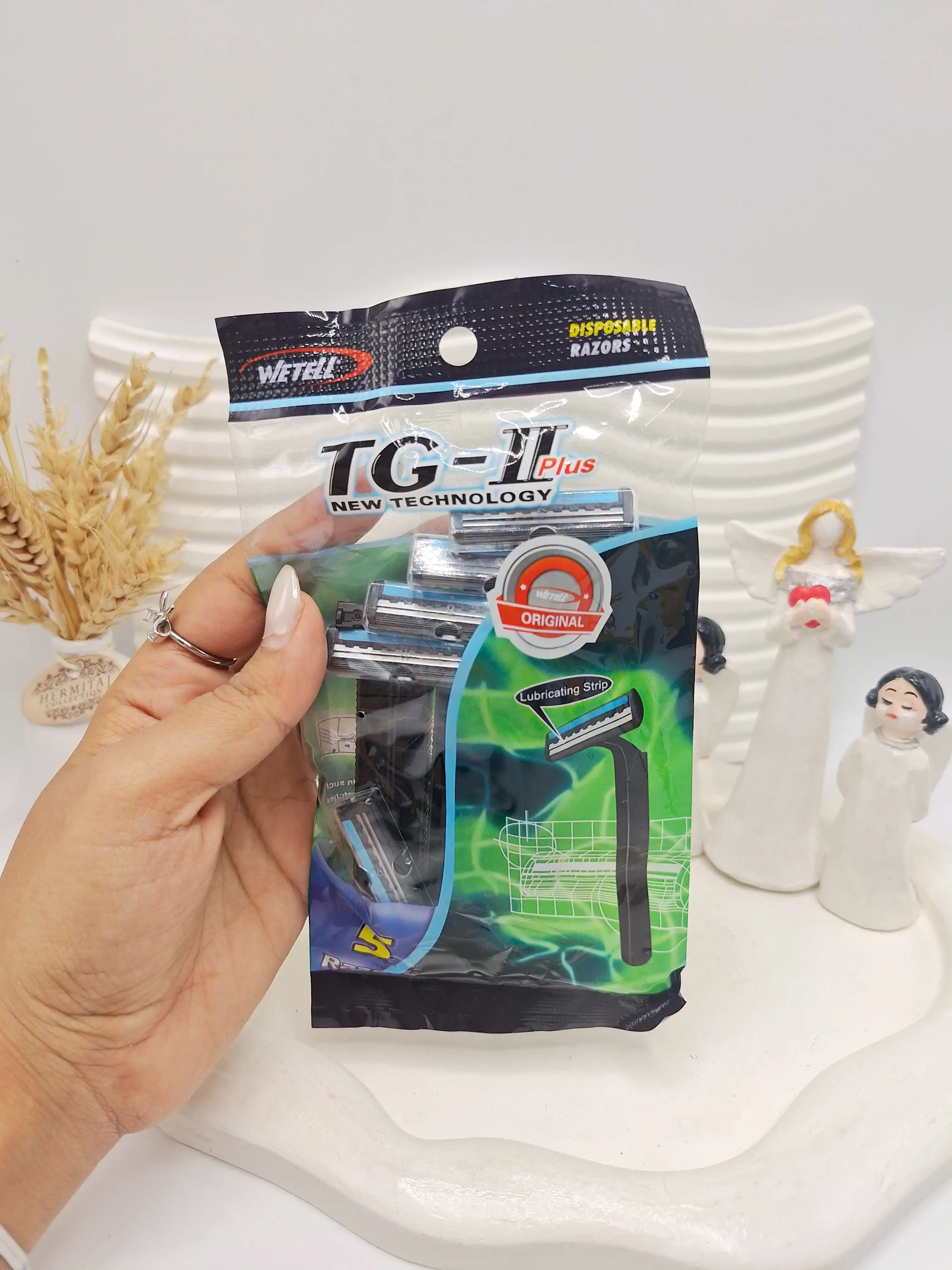 پک ژیلت مردانه 2 لبه بسته 5 عددی برند WETELLI کد 0212پک ژیلت مردانه 2 لبه بسته 5 عددی برند WETELLI کد 0212