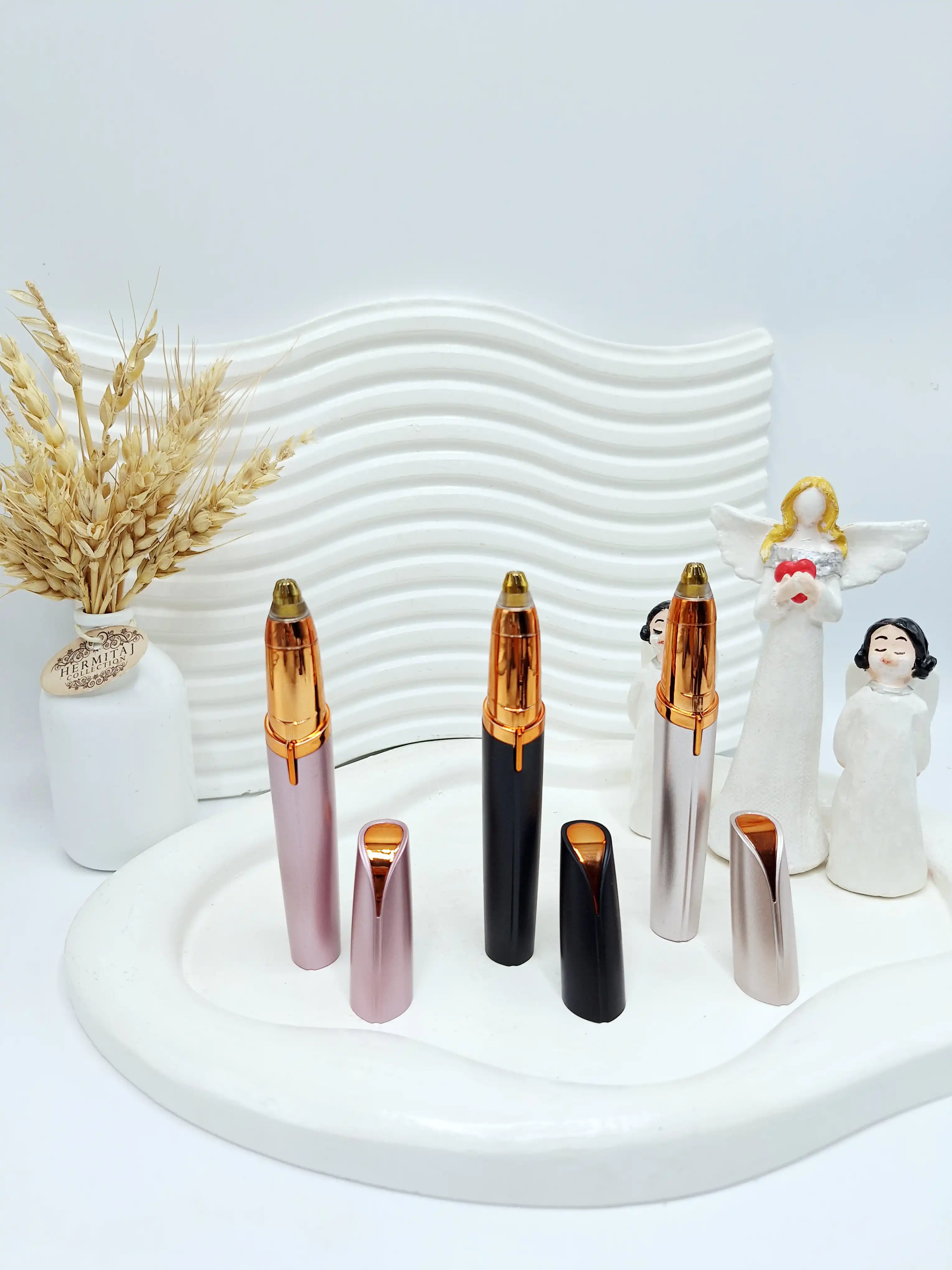 موزن مخصوص ابرو حرفه ای Flawlbss کد 0556موزن مخصوص ابرو حرفه ای Flawlbss کد 0556