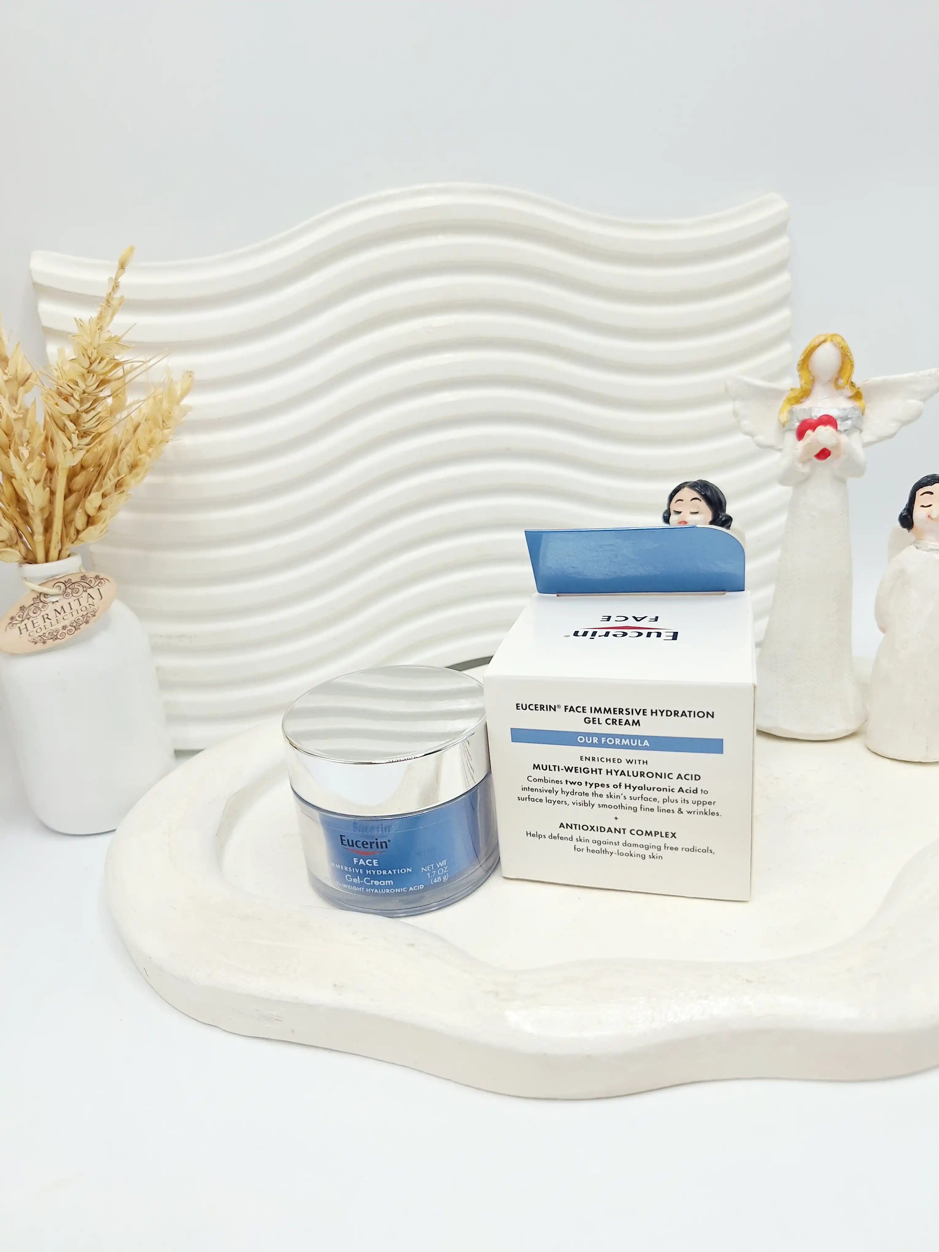 ژل کرم آبرسان و رفع چین و چروک ریز صورت برند Eucerin های کپی امارات کد ۳۷۹۶