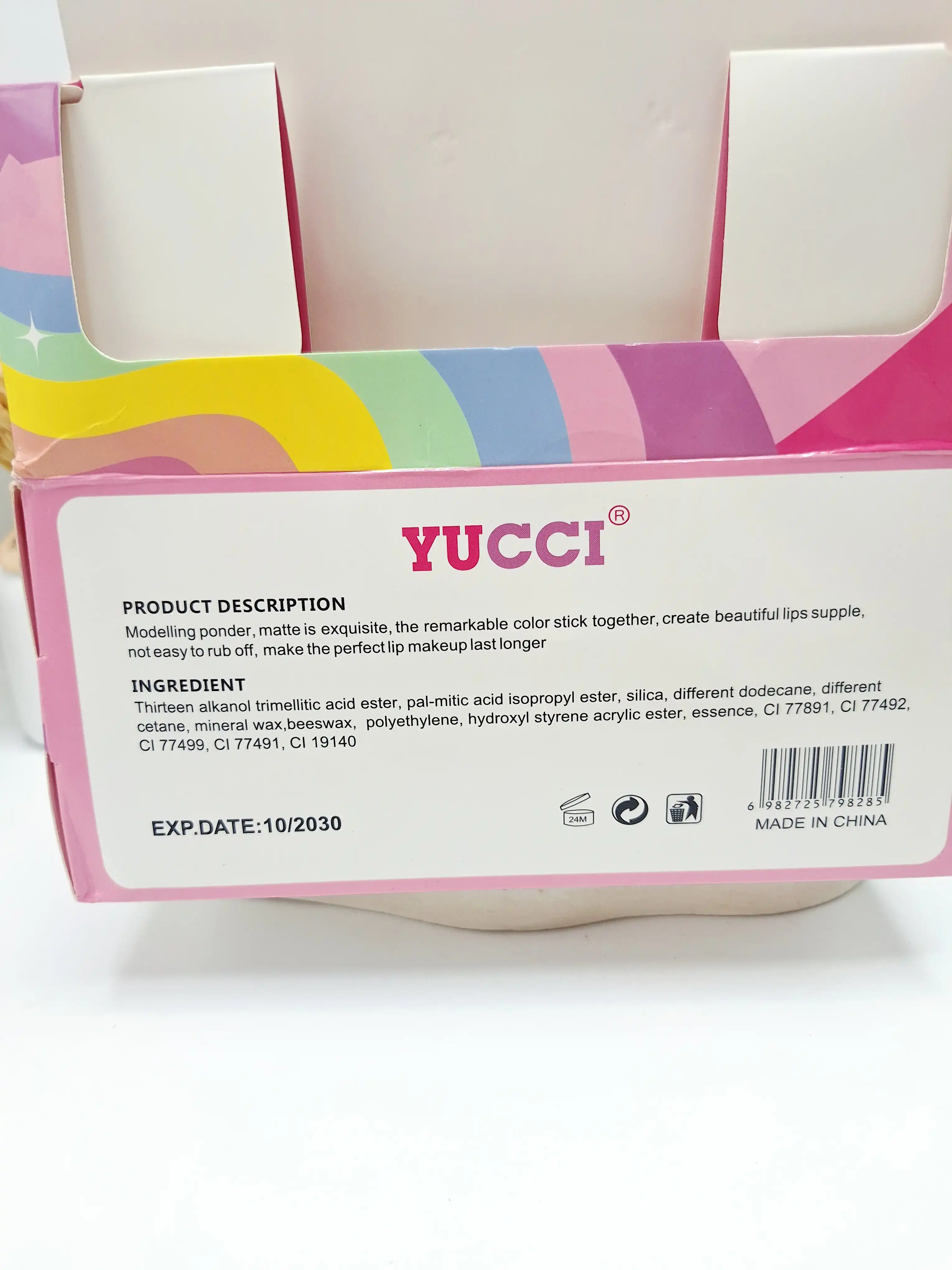 لیپ گلاس حرارتی آویز دار طرح خرگوش ابری برند YUCCI کد 828