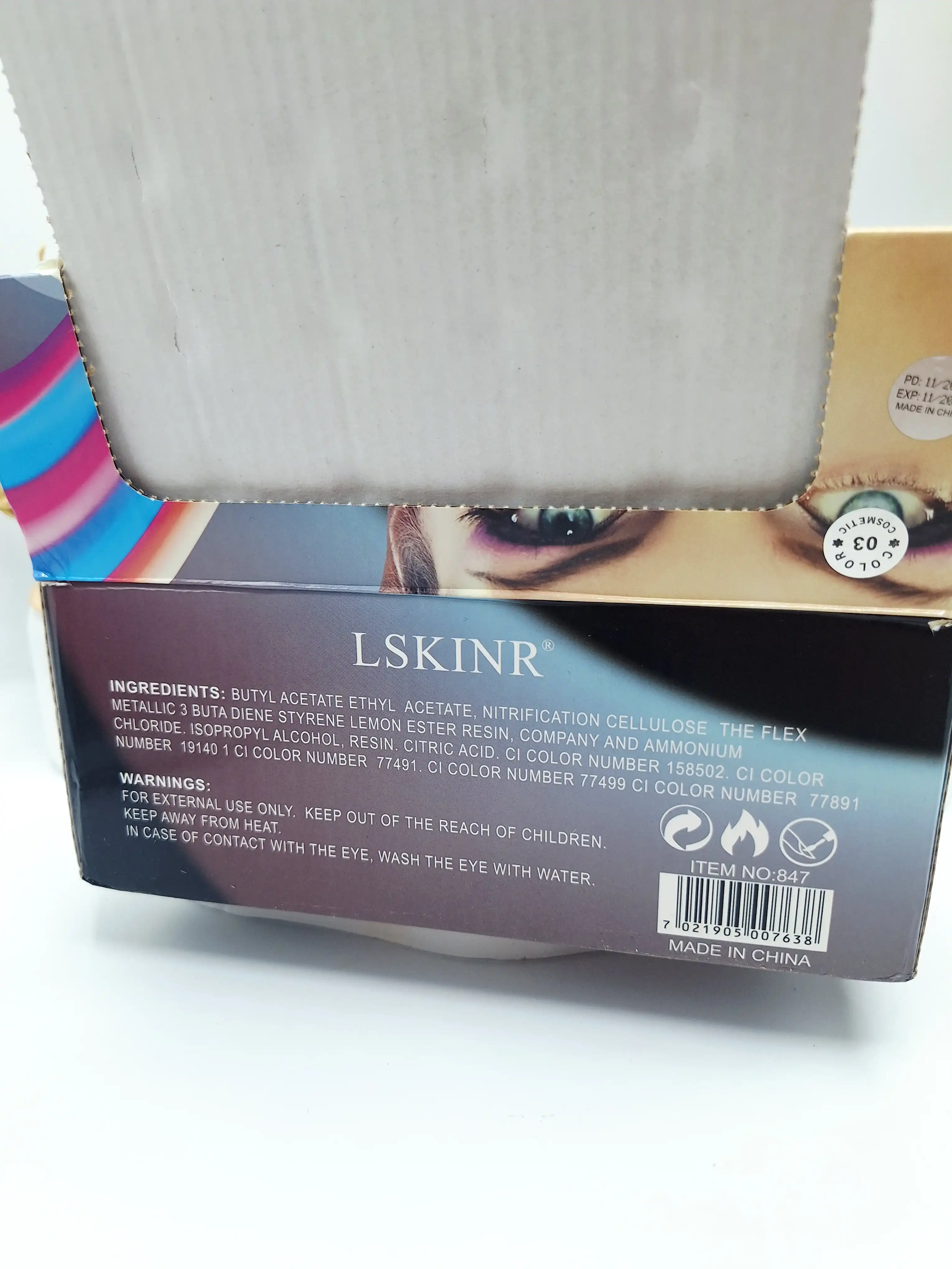 لاک ناخن بسیار خوش رنگ برند Lsklno کد 7638